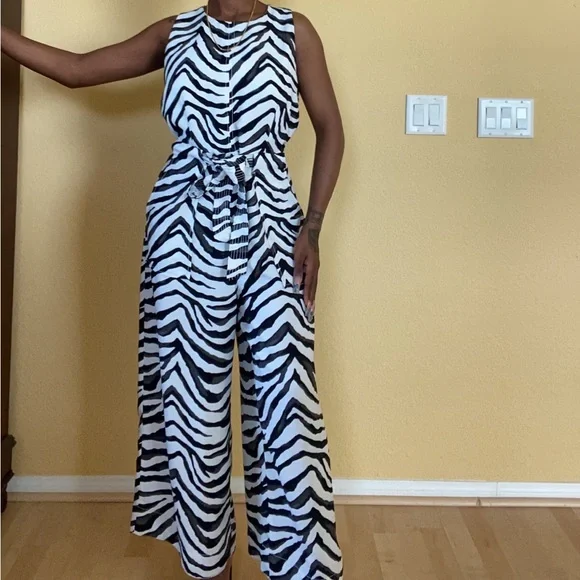 NWOT Banana Republic Printed Jumpsuit - Picture 2 of 7